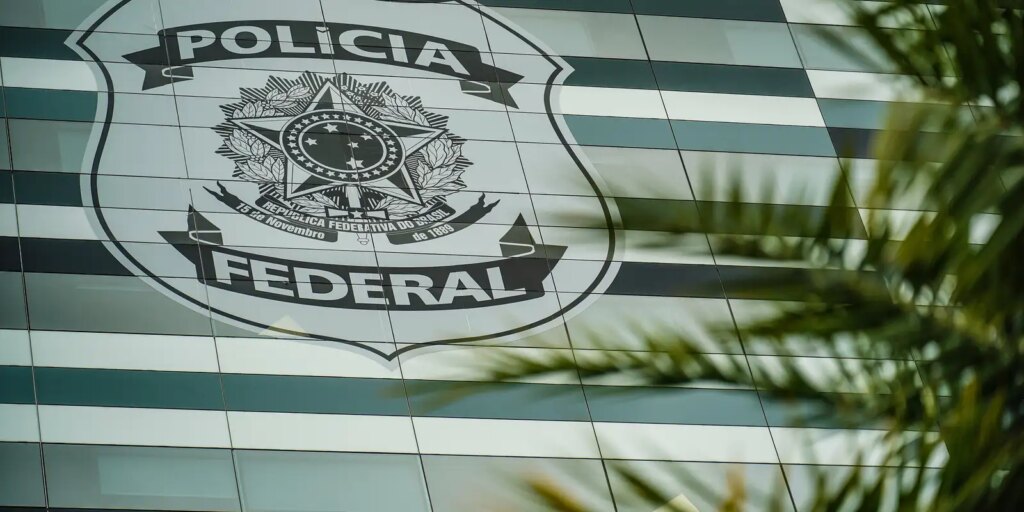 em-manifestacao-escrita,-flavio-bolsonaro-nega-ter-caluniado-lula